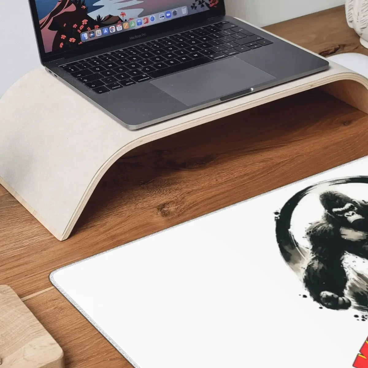 Vintage King Kong With Logo La - Laptop Accessories Logo review and price